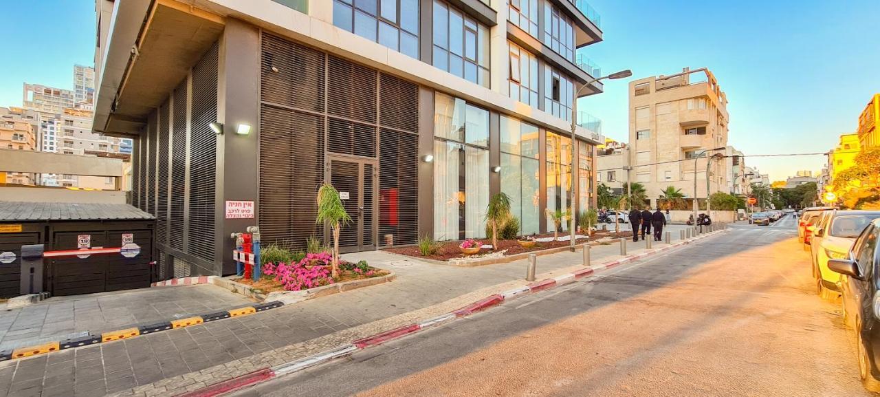 Bnbisrael Apartments - Hayarkon Diamant Tel Aviv Buitenkant foto
